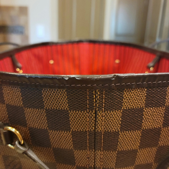 Louis Vuitton Neverfull MM - Picture 5 of 12